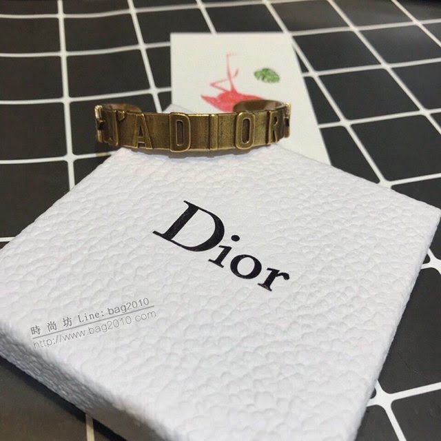 Dior飾品 迪奧經典熱銷款JADIOR天然綠松石銀色開口手鐲  zgd1232